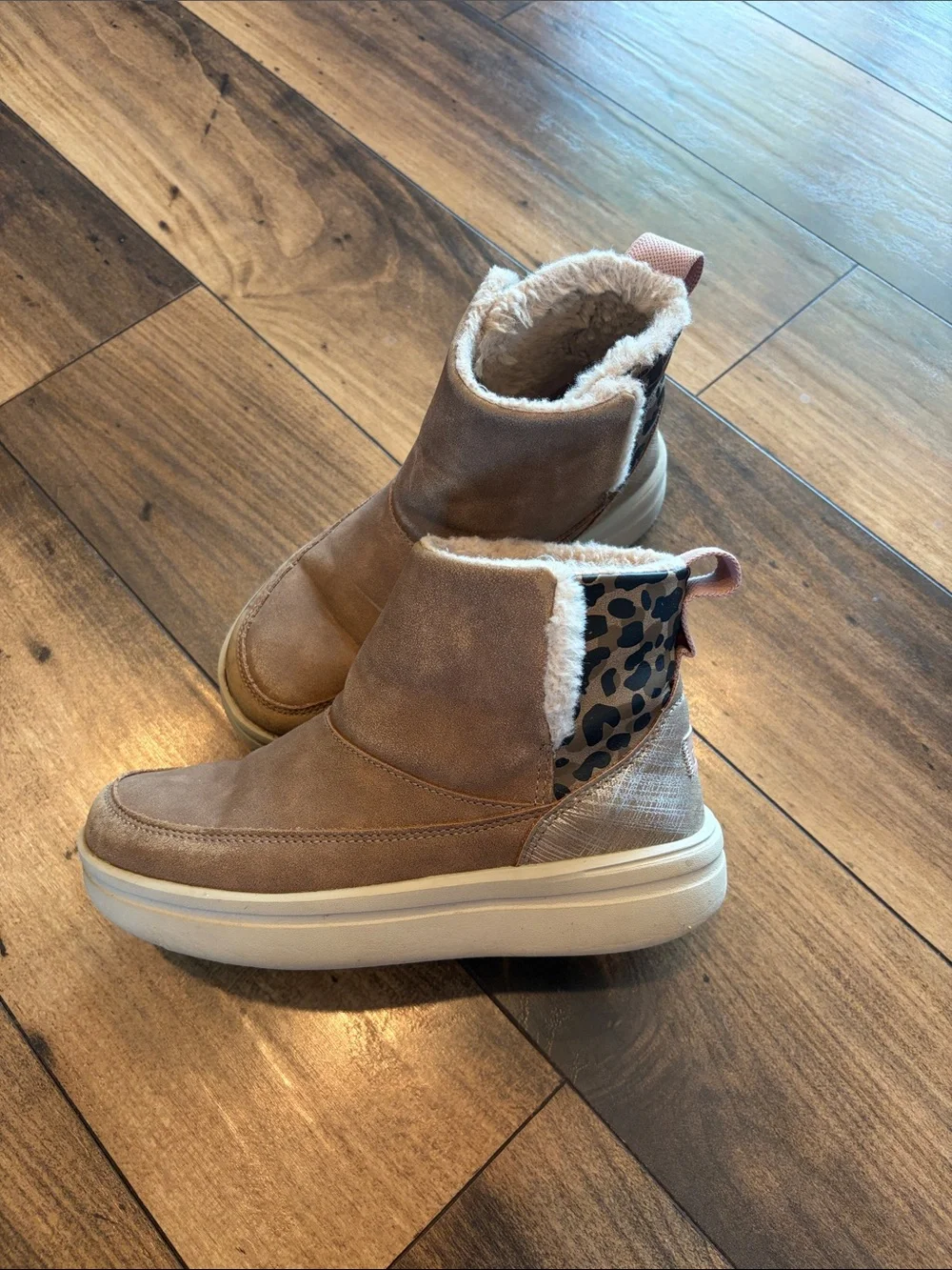 Hey dude girls boots